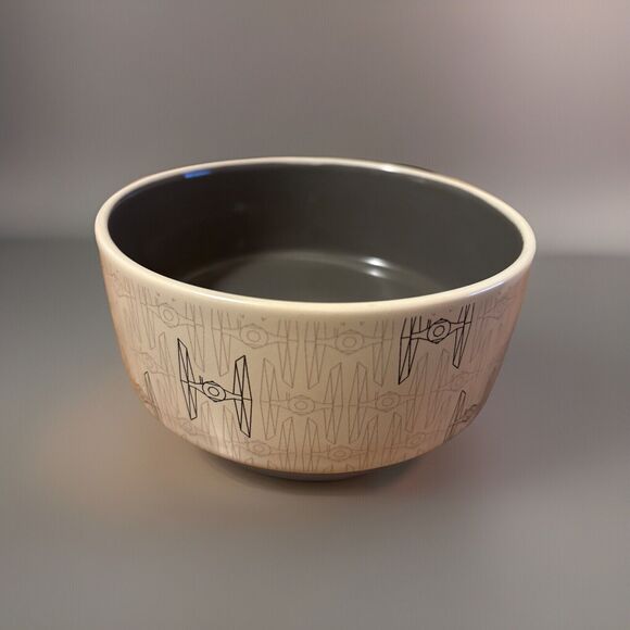 Star Wars Tie Fighter Ceramic Bowl 1.5 Cup Chewy Exclusive Pet Bowl Dog Cat - Picture 1 of 6